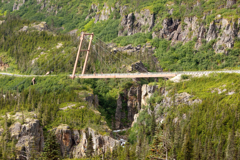 Cape William Moore Bridge, Alasca | Alamy Stock Photo by Stefan Wackerhagen/imageBROKER.com GmbH & Co. KG