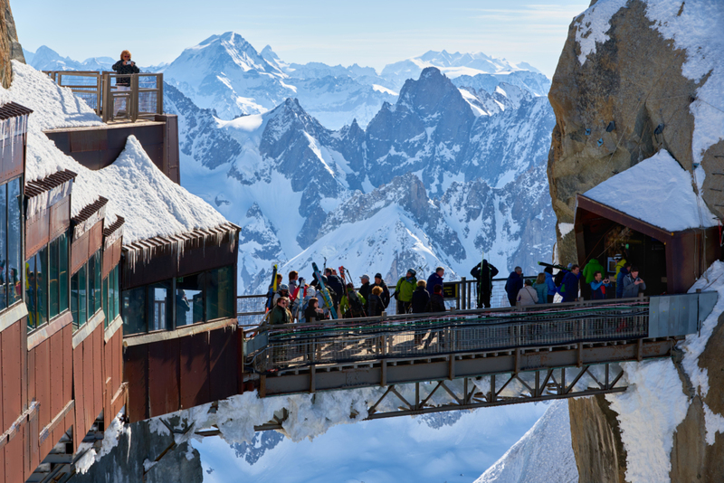 Aiguille du Midi Bridge, França | Alamy Stock Photo by Francois Roux