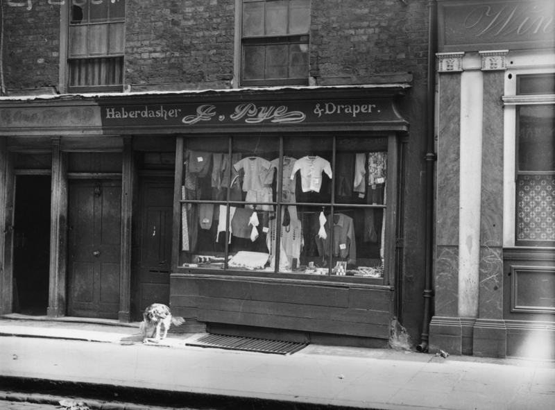 Haberdasher | Getty Images Photo by Topical Press Agency