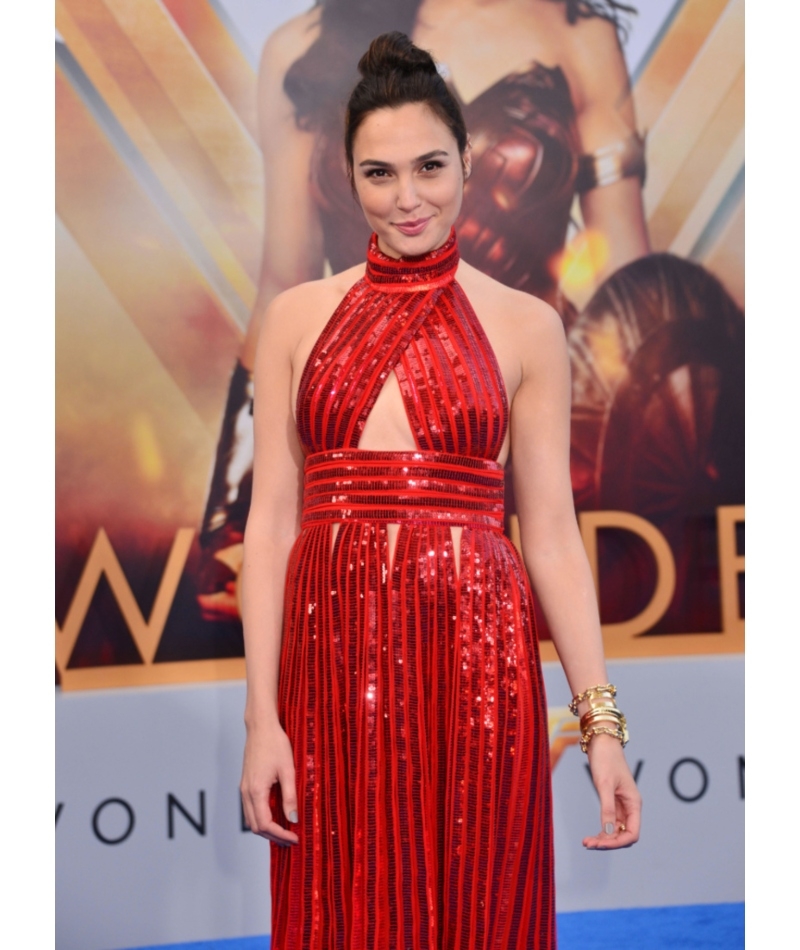 Gal Gadot | Alamy Stock Photo by Tsuni/USA/Michel Bourquard