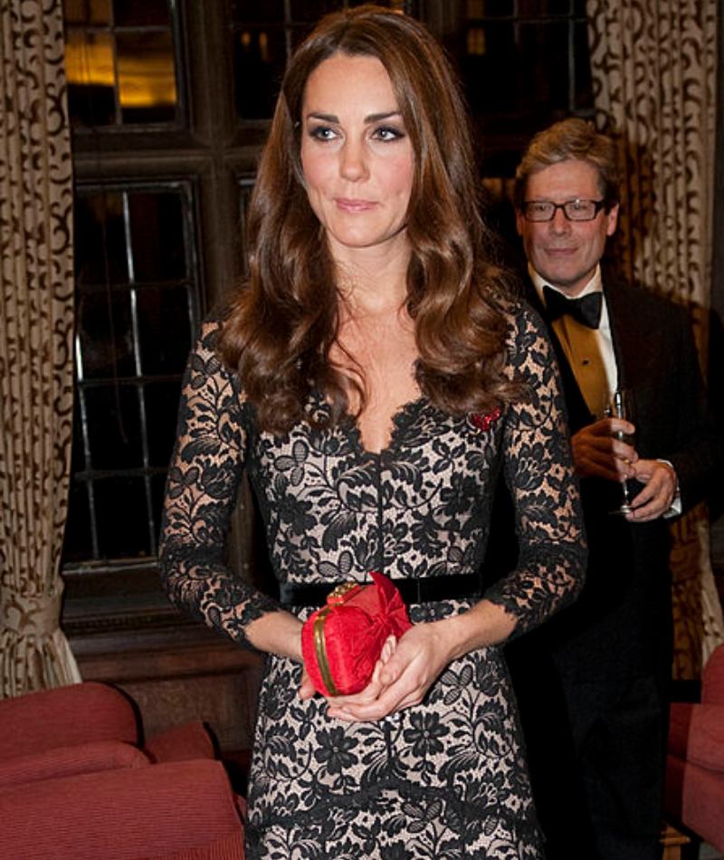 Schwarzes Temperley London Kleid- November 2012 | Getty Images Photo by Eddie Mulholland - WPA Pool