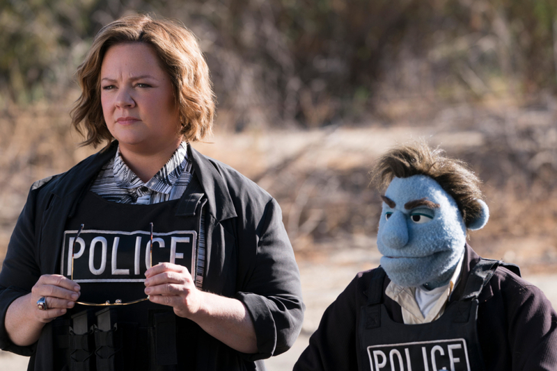 Melissa Mccarthy en “¿Quién mató a los Puppets?” | Alamy Stock Photo by Hopper Stone / STX Entertainment /Courtesy Everett Collection/Ron Harvey/Everett Collection Inc 