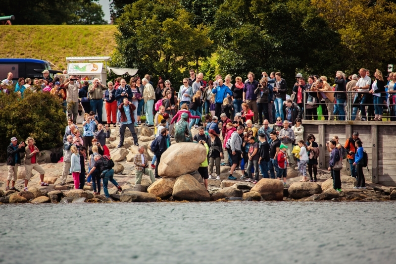 Realidad - Estatua de la Sirenita, Copenhague | Shutterstock