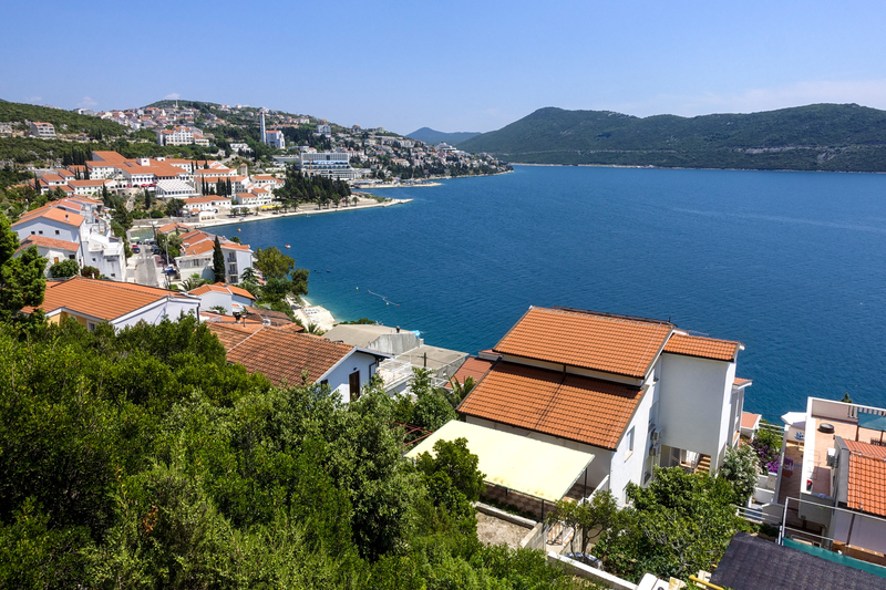 Bosnien hat einen der kürzesten Strände der Welt | Alamy Stock Photo by allOver images/allOver - Collection 006