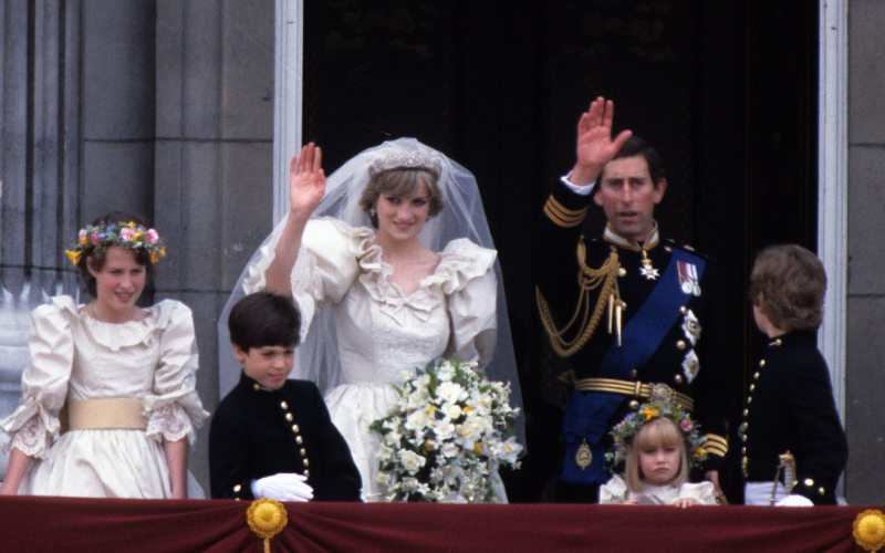 Rei Charles III e Princesa Diana | Getty Images Photo by Anwar Hussein