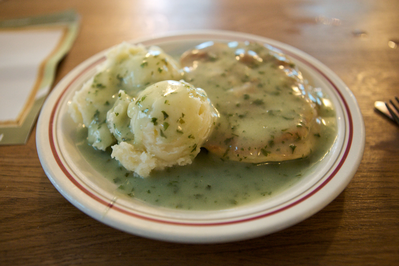 Pie, Mash, and Liquor | Alamy Stock Photo