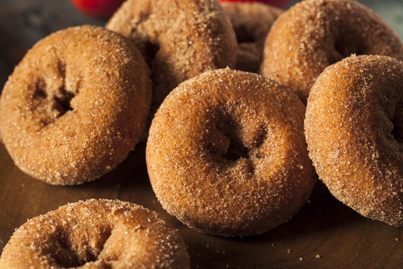 New Hampshire – Cider Doughnuts | Shutterstock