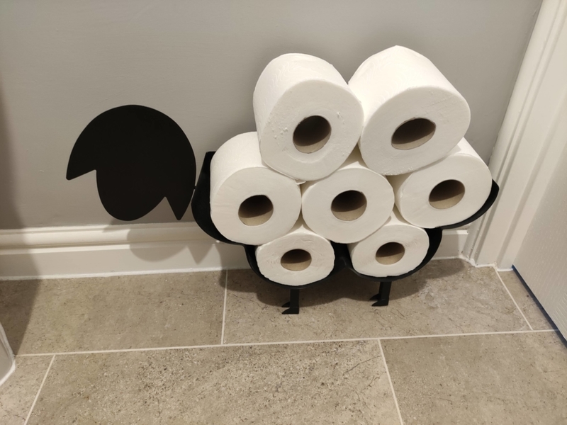 Toilettenpapierlagerung | Reddit.com/Leadrogue