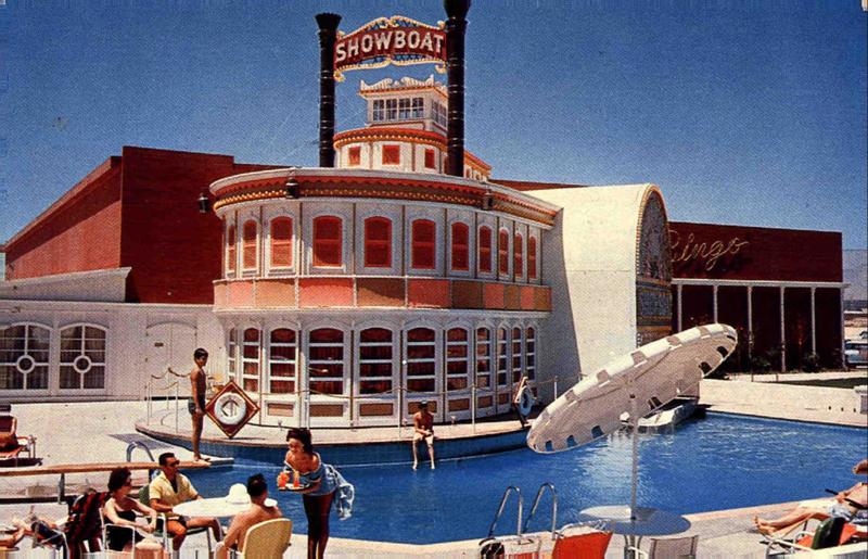 O Showboat Hotel | Alamy Stock Photo by Archive PL