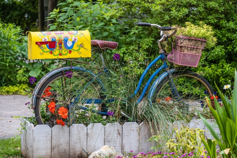 I Want to Ride My Bicycle | Alamy Stock Photo by Allen Creative / Steve Allen 