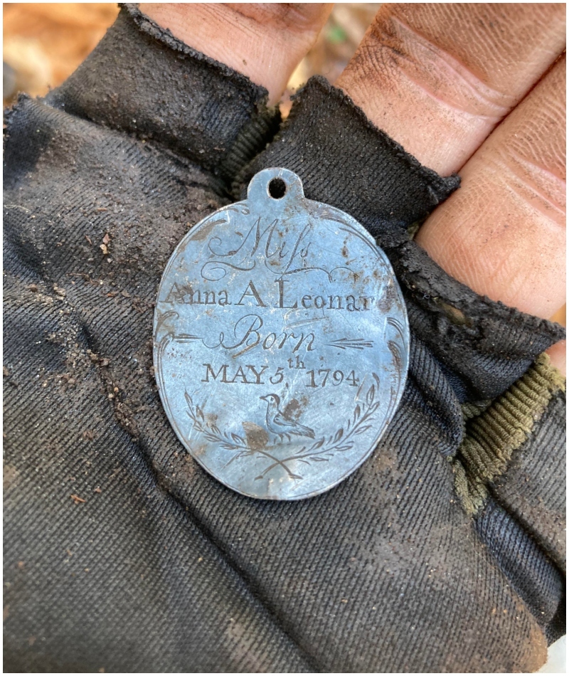 A Silver Pendant Over 200 Years Old | Reddit.com/Silver_Winged