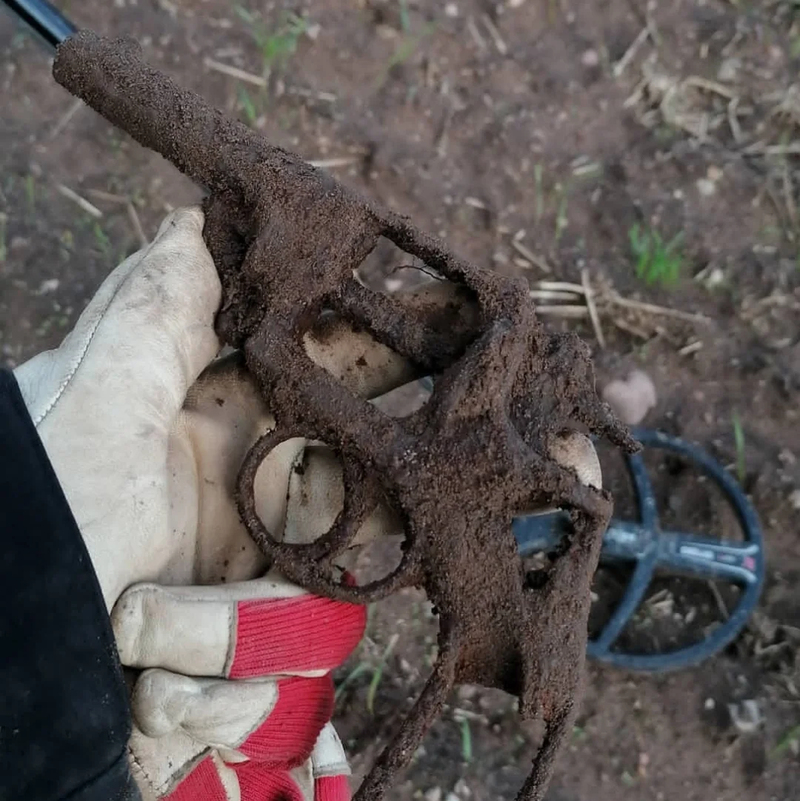 A Russian Revolver From the 1800s | Reddit.com/mr-belash