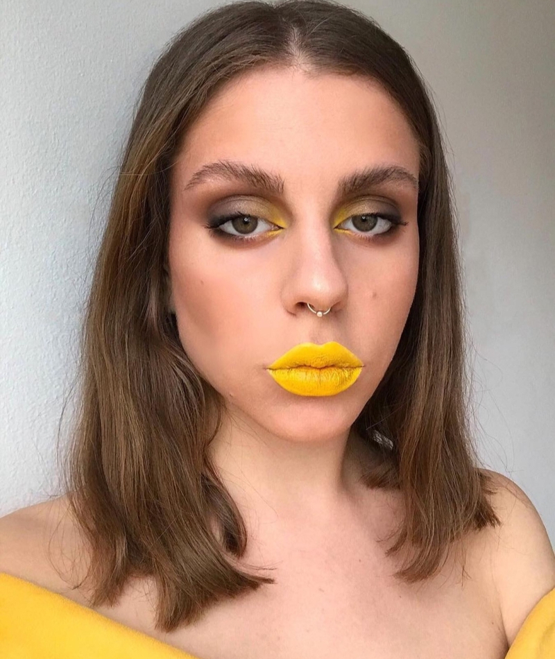 Sim, Existe Algo Pior do Que Sombra Amarela | Instagram/@theartistedit