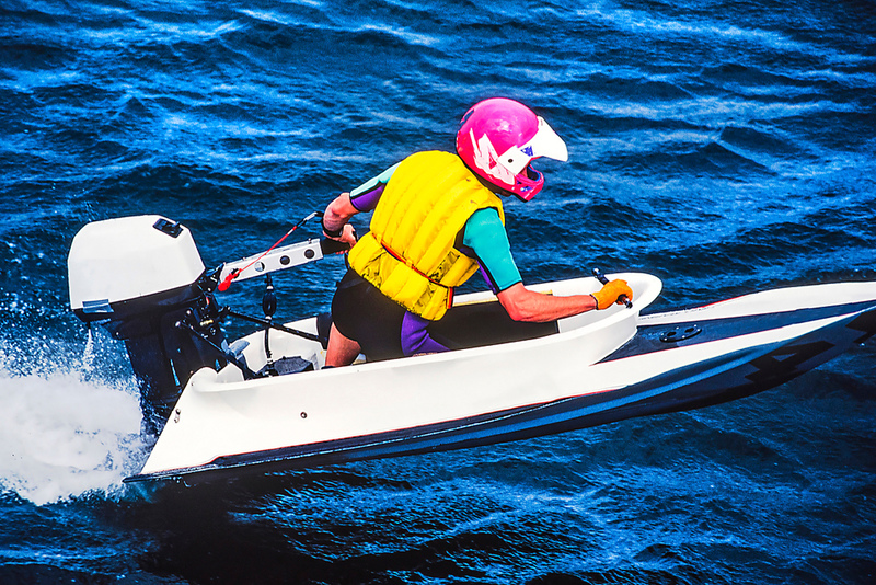 Bathtub Racing | Shutterstock Photo by Russ Heinl