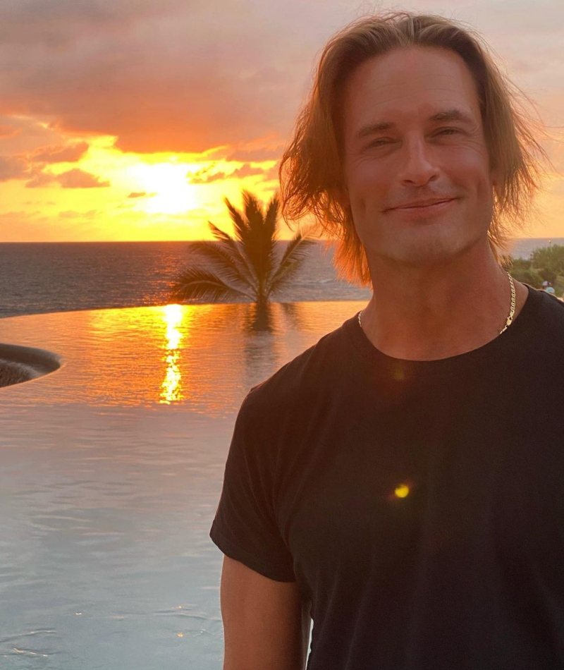 Josh Holloway – Roarke Morris | Instagram/@officialjoshholloway