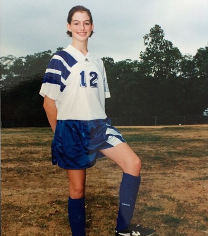 A Big Football Fan | Instagram/@annehathaway