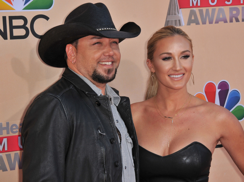 Jason Aldean und Brittany Kerr | Alamy Stock Photo by PRPP PRPP/PictureLux/The Hollywood Archive