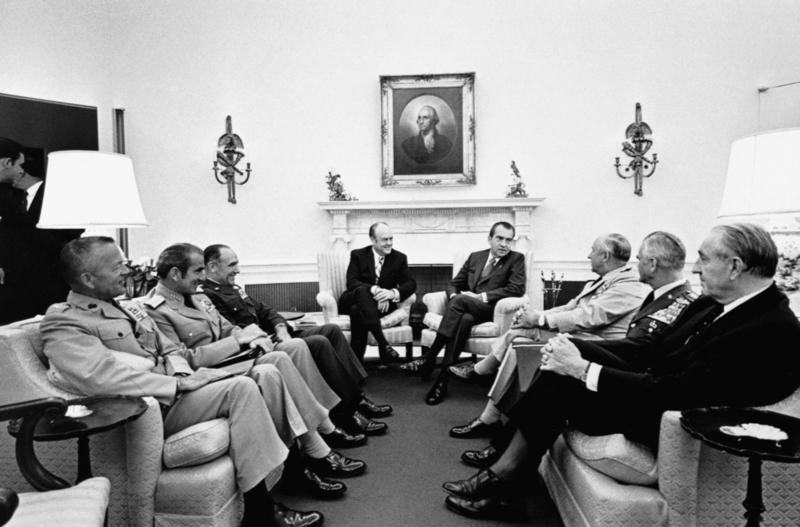 Assistent des Präsidenten und Erster Stellvertretender Nationaler Sicherheitsberater - $180.000 | Getty Images Photo by Historical/Corbis