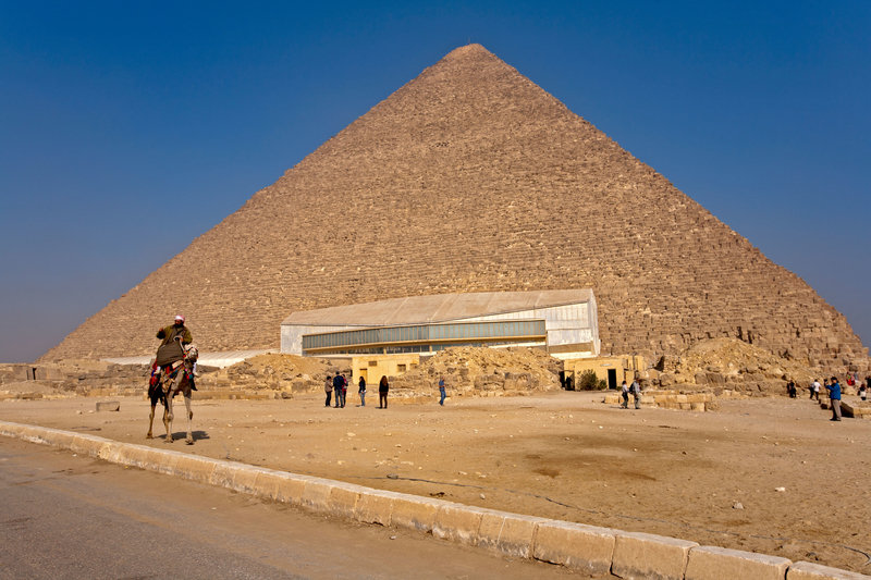 Diese neuen Informationen über die Pyramiden | Alamy Stock Photo by W. Michael Wiggins 