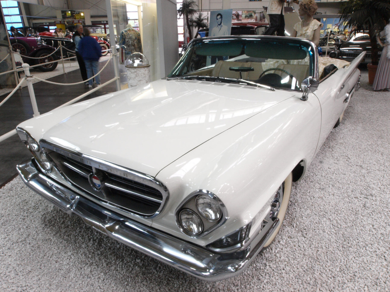 Chrysler 300G Coupe de 1961 | Alamy Stock Photo by The History Collection