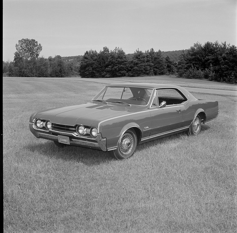 Oldsmobile 442 de 1967 | Getty Images Photo by Eric Rickman/The Enthusiast Network 