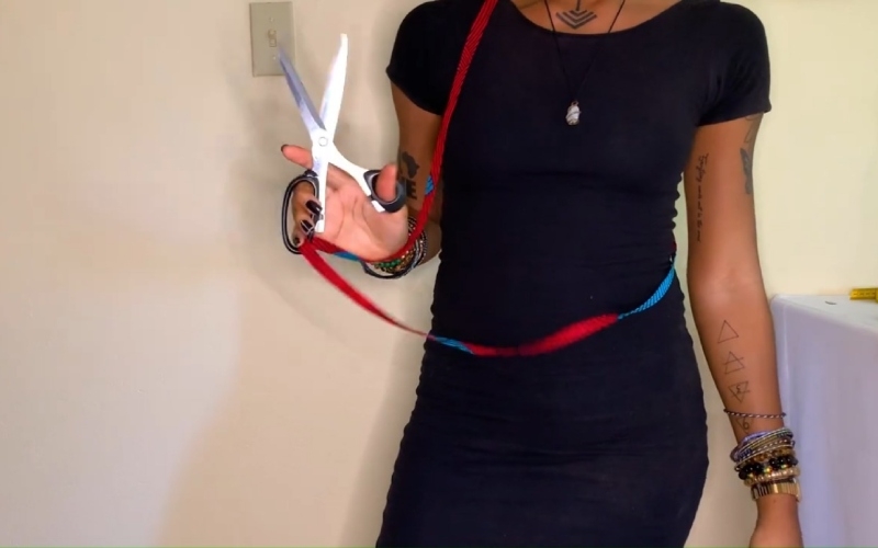 A Strap for Your Scissors | Youtube.com/SEW QUAINT.