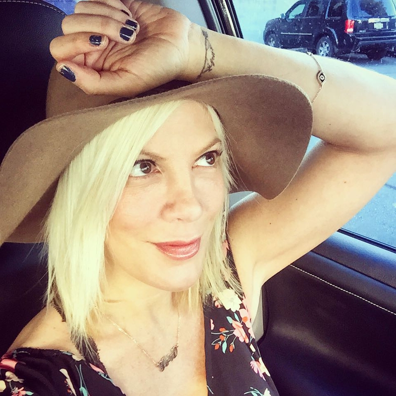 ¿Se operó Tori? | Instagram/@torispelling