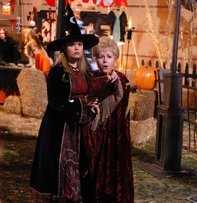 Kimberly J. Brown: Many Items From “Halloweentown” | Alamy Stock Photo by Cinematic Collection