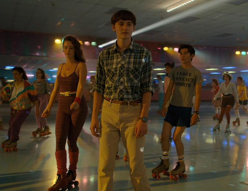 Noah Schnapp: Roller Skates From “Stranger Things” | MovieStillsDB