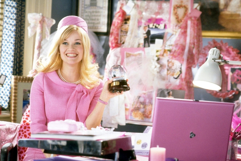 Reese Witherspoon: Wardrobe From “Legally Blonde 2” | MovieStillsDB