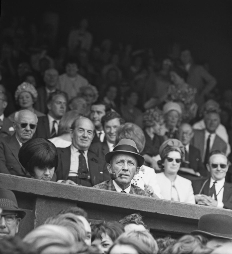 Bing Crosby | Getty Images Photo by Evening Standard/Hulton Archive