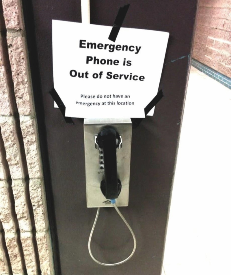 Emergency Phone | Imgur.com/Alg0gBv