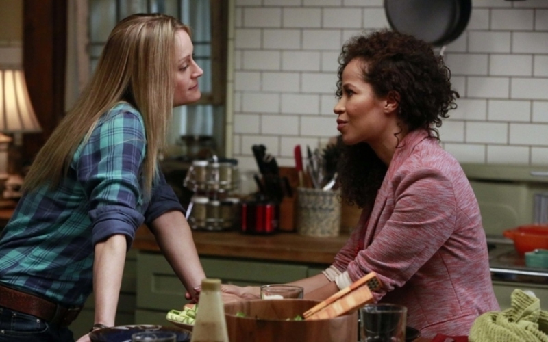 Stef & Lena – The Fosters | MovieStillsDB Photo by Lamine428/production studio