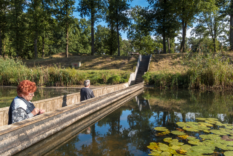 Moses Bridg, Netherlands | Alamy Stock Photo by Wiskerke