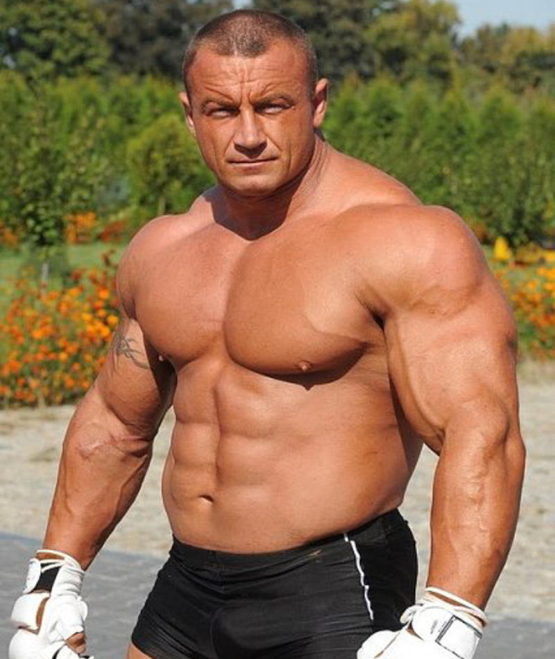 Mariusz Pudzianowski – 313 lbs | Alamy Stock Photo by The History Collection 