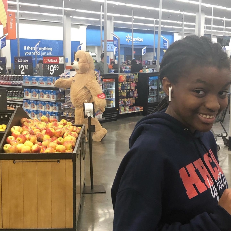 A Beary Good Time Shopping | Instagram/@roniquegibson