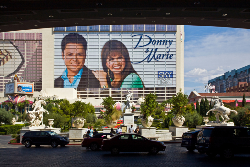 Bellagio Bridge | Alamy Stock Photo by Craig Lovell/Eagle Visions Photography 